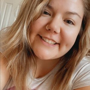 Meet your Posher, Katelyn